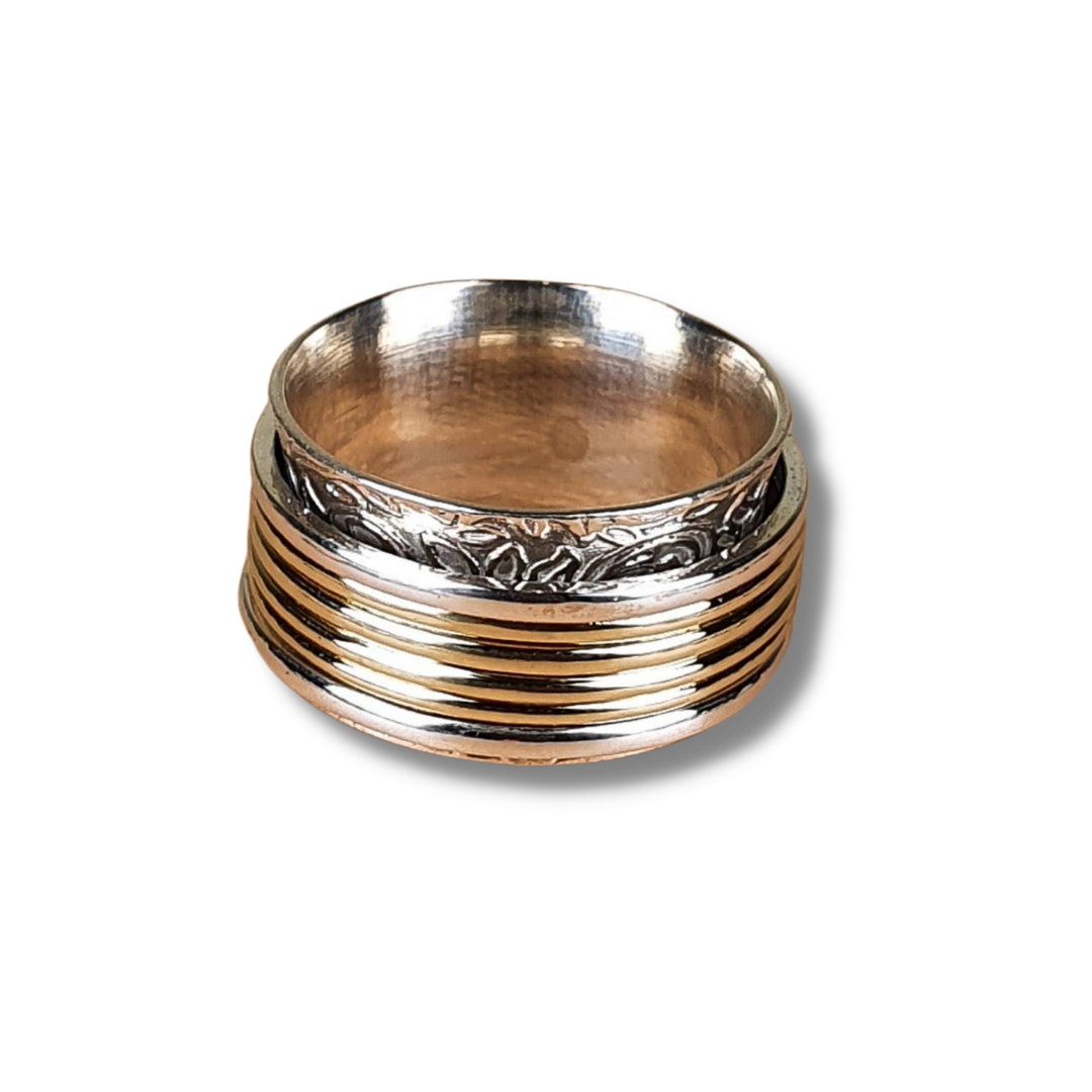 Detailed Spinner Ring-Rings-NEVANNA